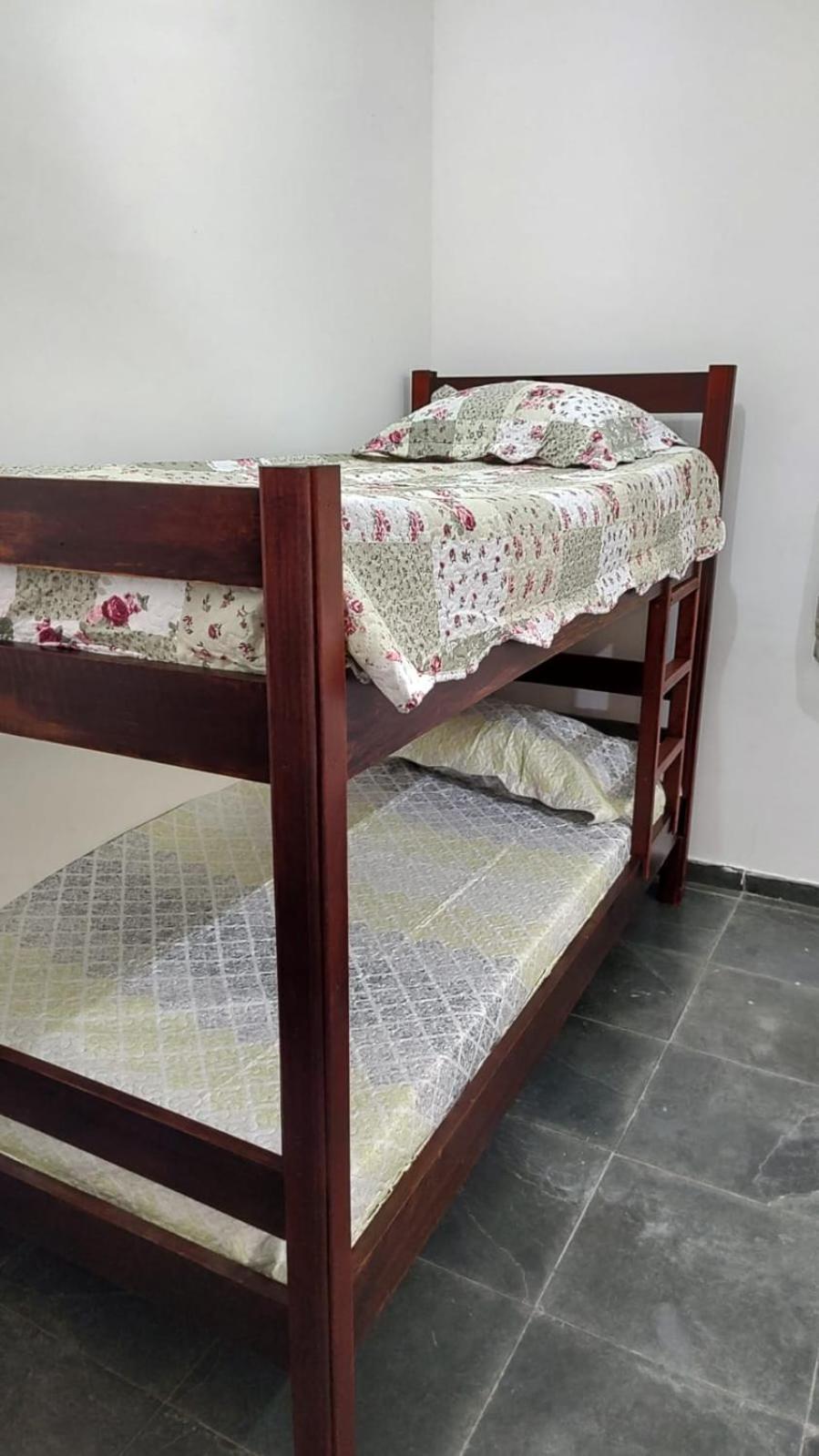 Casinha Amarela Casa de Férias