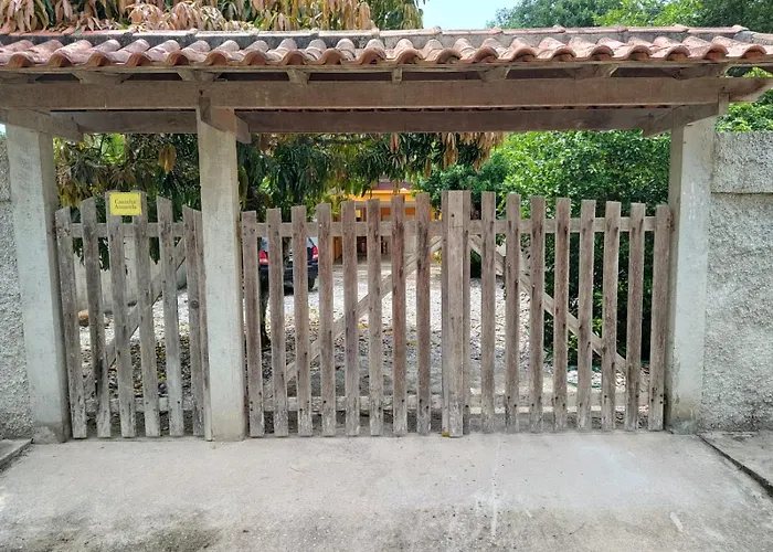 Casinha Amarela