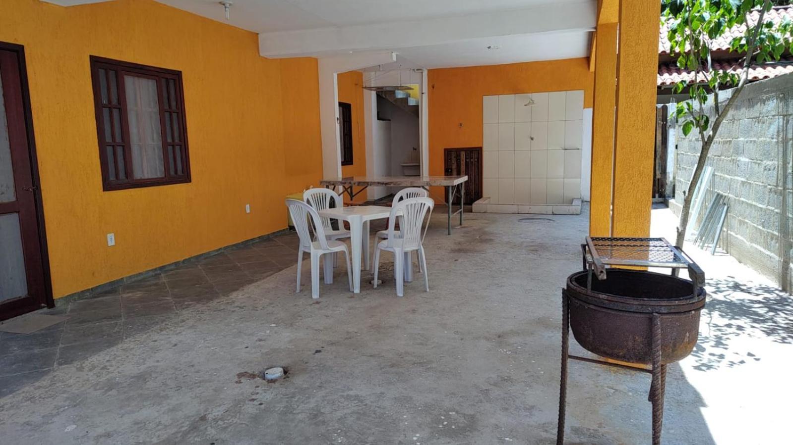 Holiday home Casinha Amarela